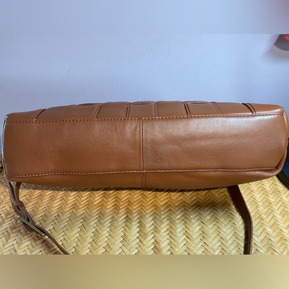 Ladies Leather Satchel Bag - Picture 6 of 9